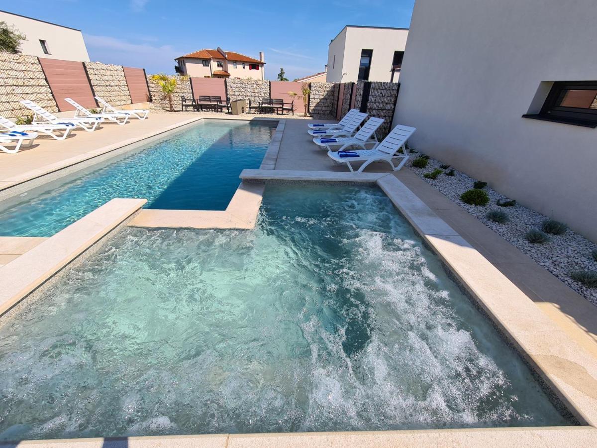 Pinna Residence - Vanga Pula Bagian luar foto