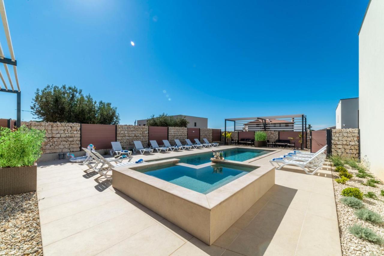 Pinna Residence - Vanga Pula Bagian luar foto